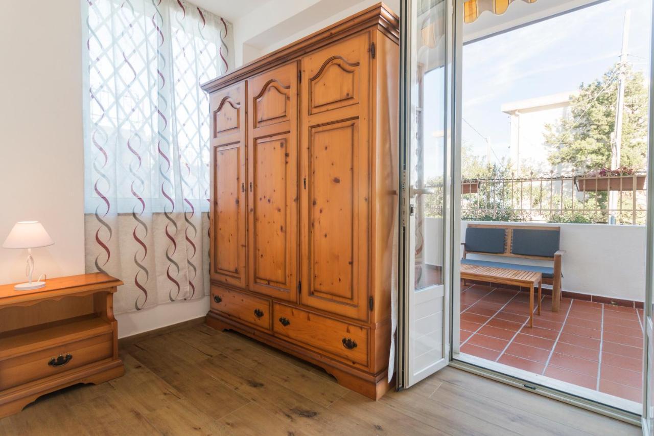 Camera Con Bagno Villa Isabel Cala Gonone Eksteriør bilde